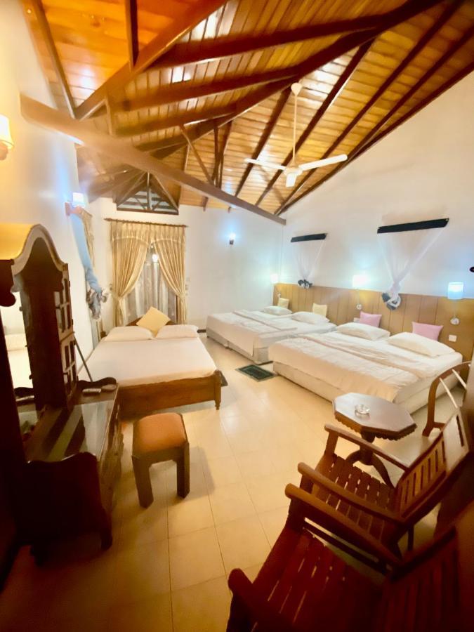 Hikka Paradise Guest House Hikkaduwa Exterior foto